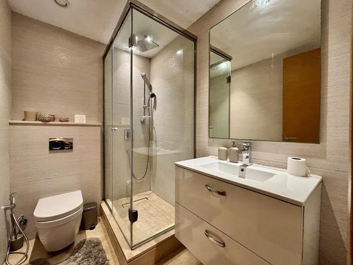 Modern And Cozy Cfc Apartment Casablanca